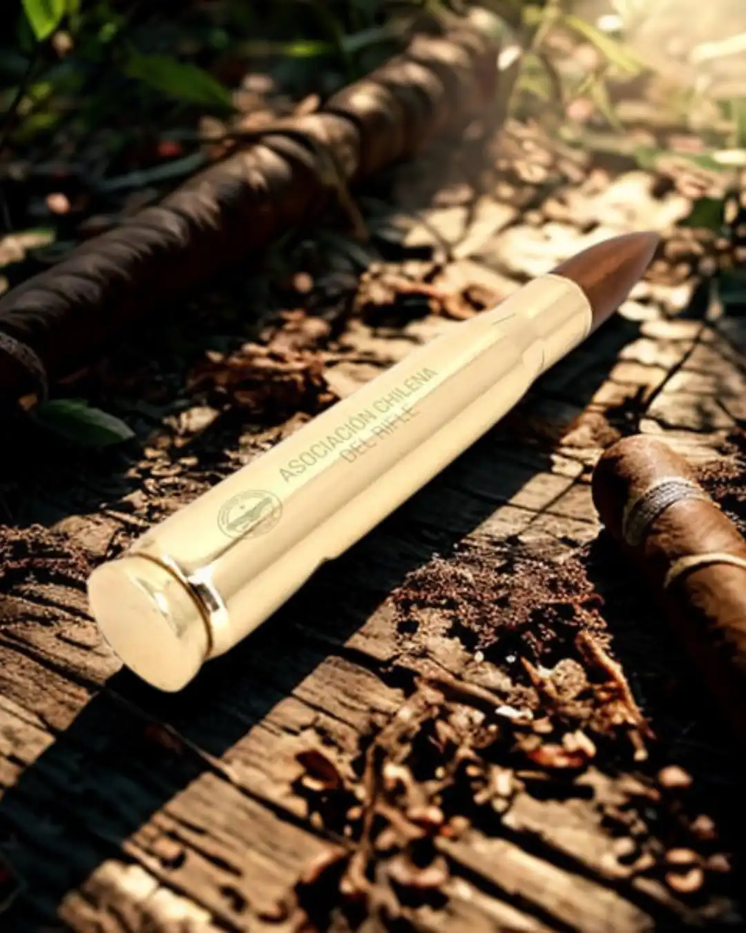 Destapador con Forma de Bala y Logo ACDR - Imagen 2